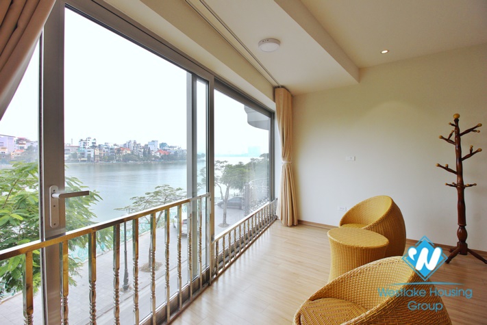 A brand new 1 bedroom apartment with lake view for rent in Quang An, Tay Ho